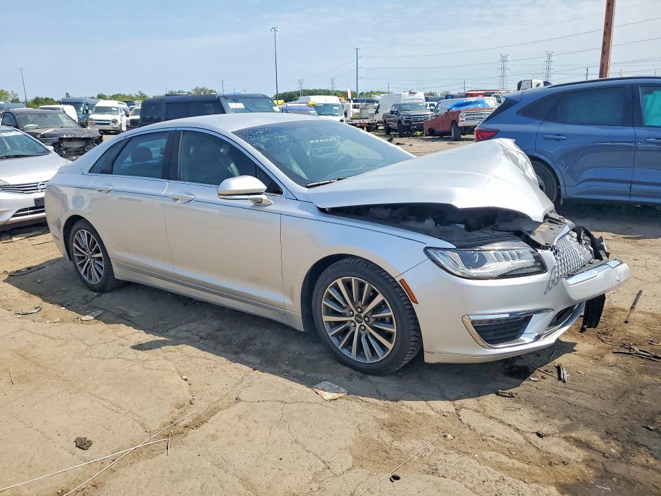 Photo 4 from auction – 2018 LINCOLN MKZ with VIN 3LN6L5C97JR605445