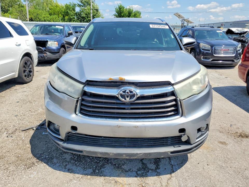 Photo 5 from auction – 2015 TOYOTA HIGHLANDER with VIN 5TDJKRFH7FS218958