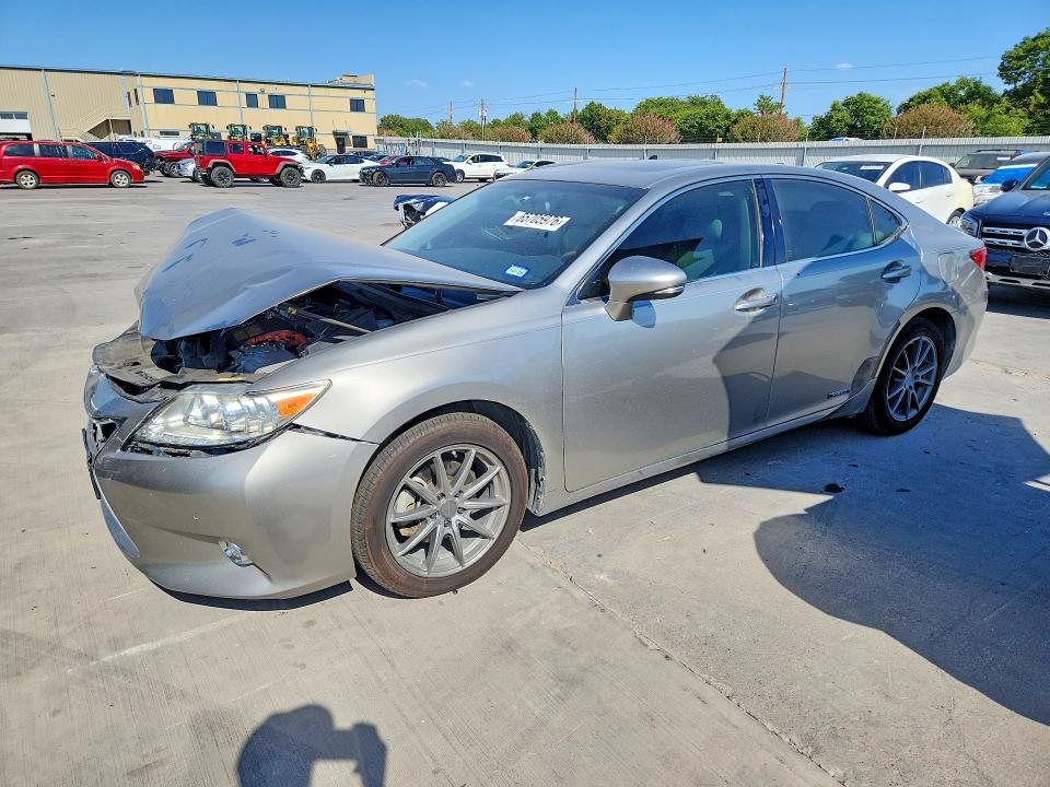 2015 LEXUS ES - Търг №65705976