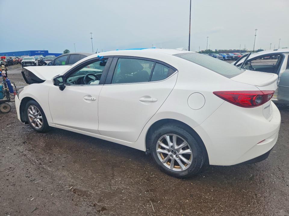 Photo 2 from auction – 2015 MAZDA 3 with VIN 3MZBM1V73FM145321