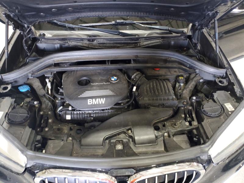 Photo 11 from auction – 2017 BMW X1 with VIN WBXHT3C31H5F77402