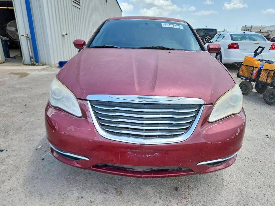 Photo 5 from auction – 2013 CHRYSLER 200 with VIN 1C3CCBAB8DN669422