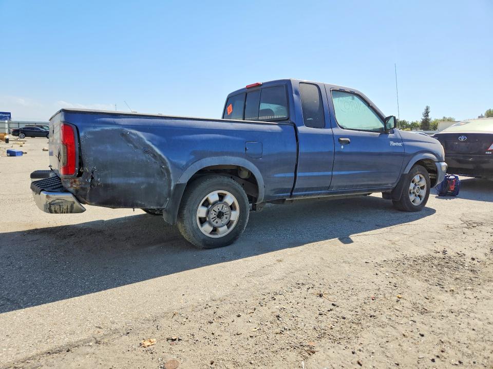 Photo 3 from auction – 2000 NISSAN FRONTIER with VIN 1N6DD26S0YC378952