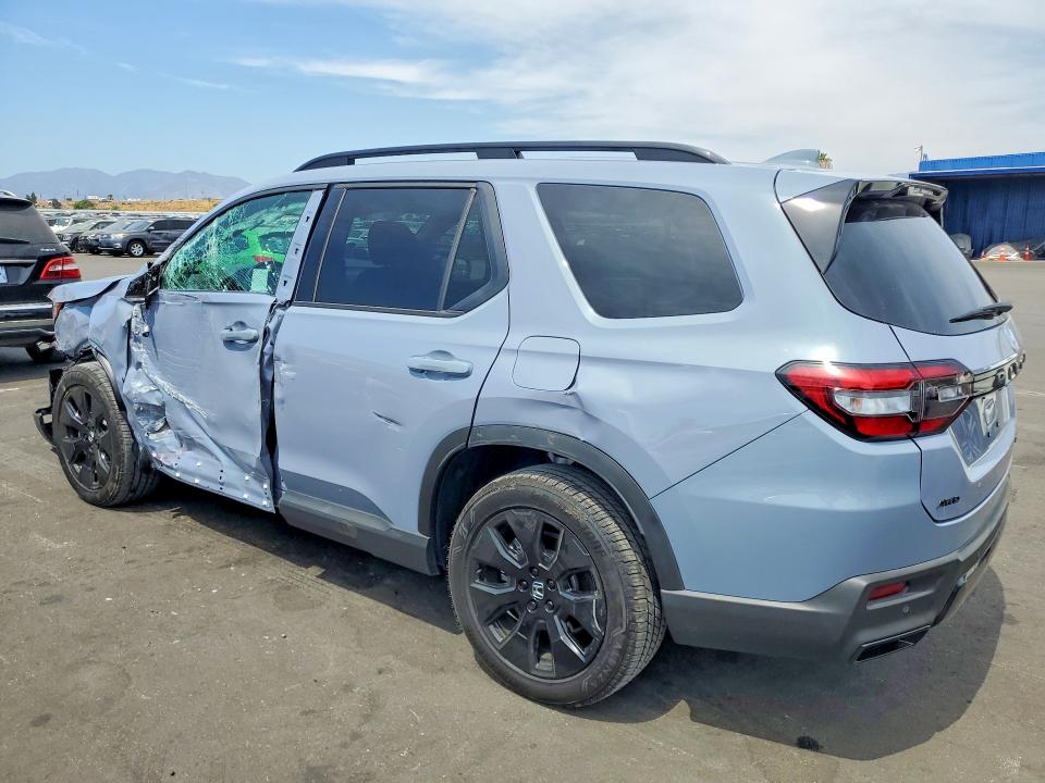 Photo 2 from auction – 2026 HONDA PILOT with VIN 5FNYG1H99TB017408