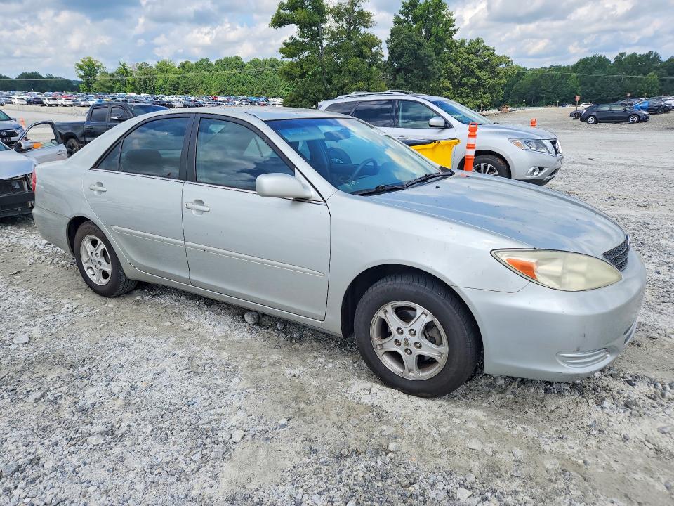 Photo 4 from auction – 2002 TOYOTA CAMRY with VIN 4T1BE32K62U533858