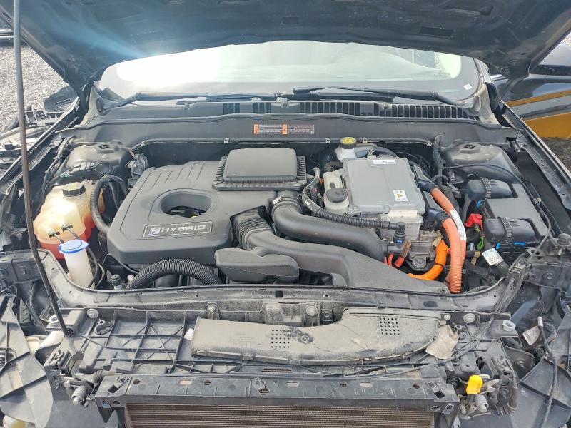 Photo 11 from auction – 2019 FORD FUSION with VIN 3FA6P0LU4KR164753