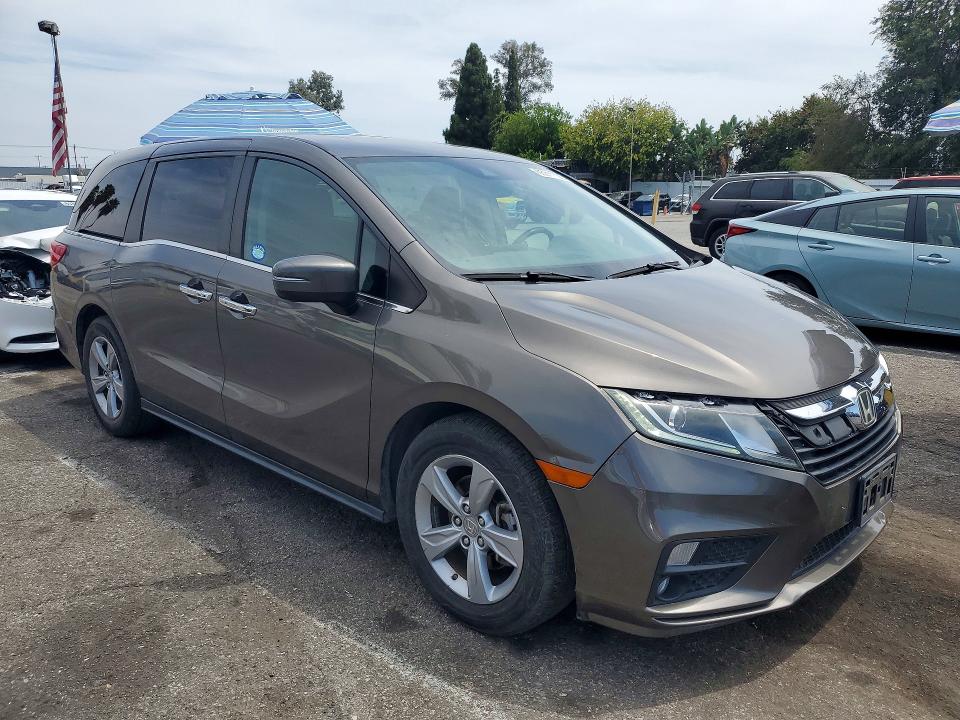 Photo 4 from auction – 2020 HONDA ODYSSEY with VIN 5FNRL6H77LB040133