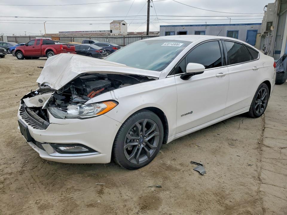 FORD FUSION 2018 with VIN 3FA6P0LU8JR253532 - Photo from auction