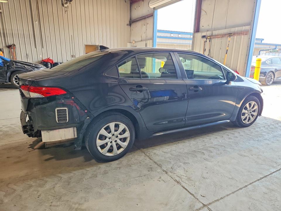 Photo 3 from auction – 2020 TOYOTA COROLLA with VIN JTDEPRAE5LJ115899