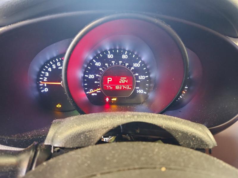 Photo 9 from auction – 2016 KIA SOUL with VIN KNDJN2A2XG7249411