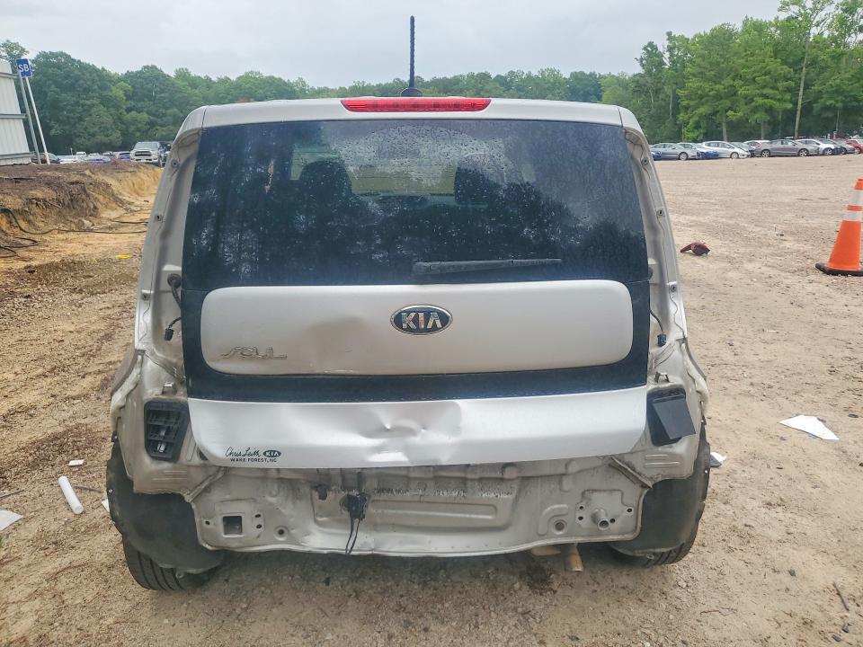 Photo 6 from auction – 2016 KIA SOUL with VIN KNDJN2A28G7832799