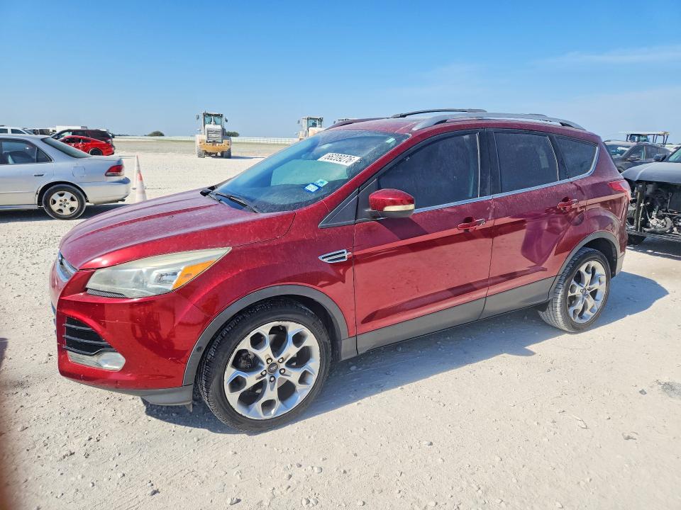 FORD ESCAPE 2013 with VIN 1FMCU0J97DUB14764 - Photo from auction