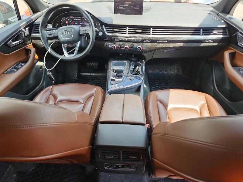Фото 8 с аукциона – 2017 AUDI Q7 с VIN WA1LAAF75HD058270