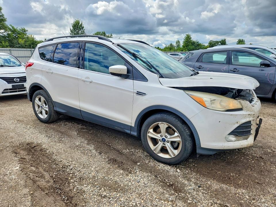 Photo 4 from auction – 2016 FORD ESCAPE with VIN 1FMCU0GX8GUB36458