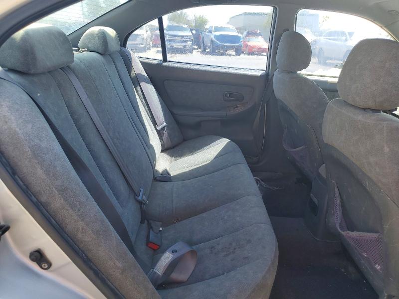 Photo 10 from auction – 2003 HYUNDAI ELANTRA with VIN KMHDN45D13U531562