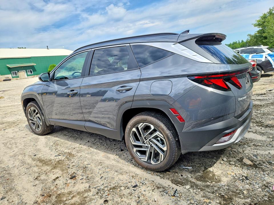 Photo 2 from auction – 2026 HYUNDAI TUCSON with VIN 5NMJBCDE2TH740353