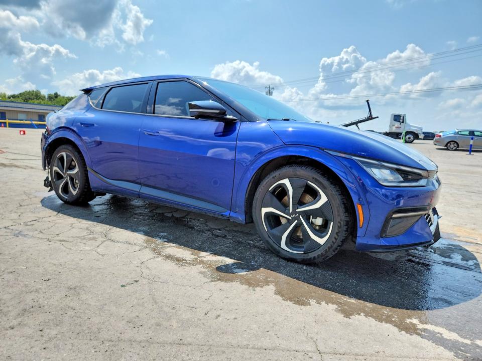 Снимка 4 от търг – 2022 KIA EV6 с VIN KNDC4DLC5N5055990