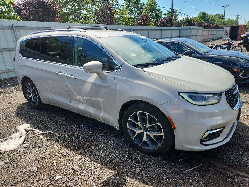Photo 4 from auction – 2021 CHRYSLER PACIFICA with VIN 2C4RC1L74MR581060