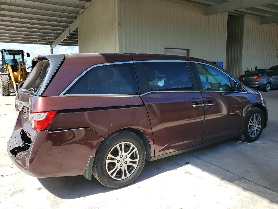 Photo 3 from auction – 2012 HONDA ODYSSEY with VIN 5FNRL5H43CB109660