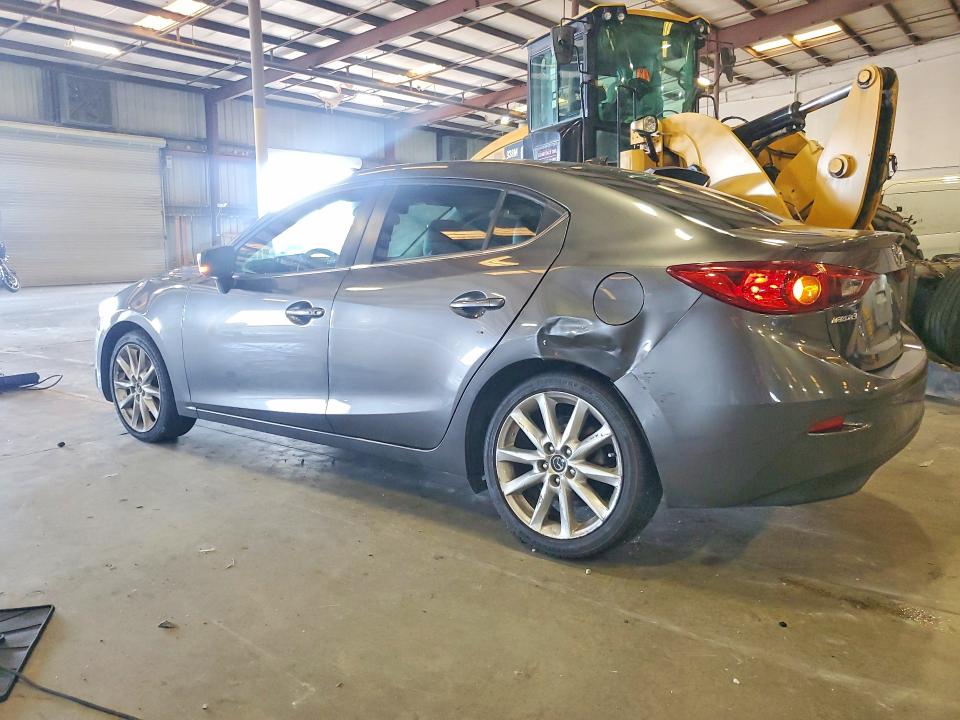 Photo 2 from auction – 2017 MAZDA 3 with VIN JM1BN1W35H1115393