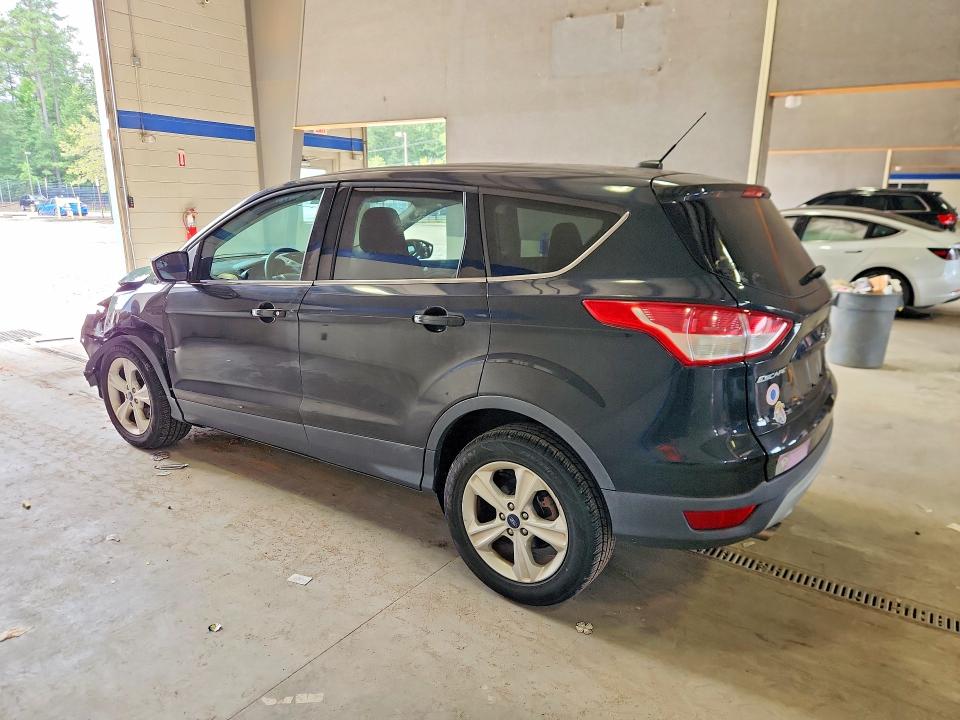 Photo 2 from auction – 2015 FORD ESCAPE with VIN 1FMCU0G7XFUC58379