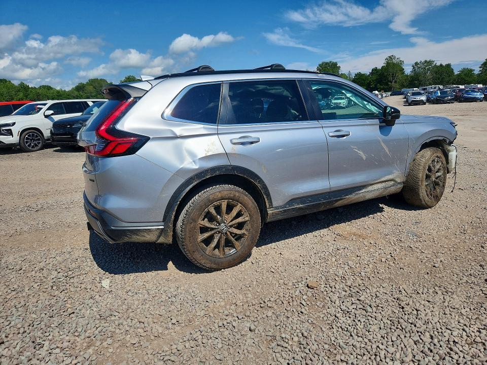 Photo 3 from auction – 2023 HONDA CR-V with VIN 2HKRS6H57PH805575