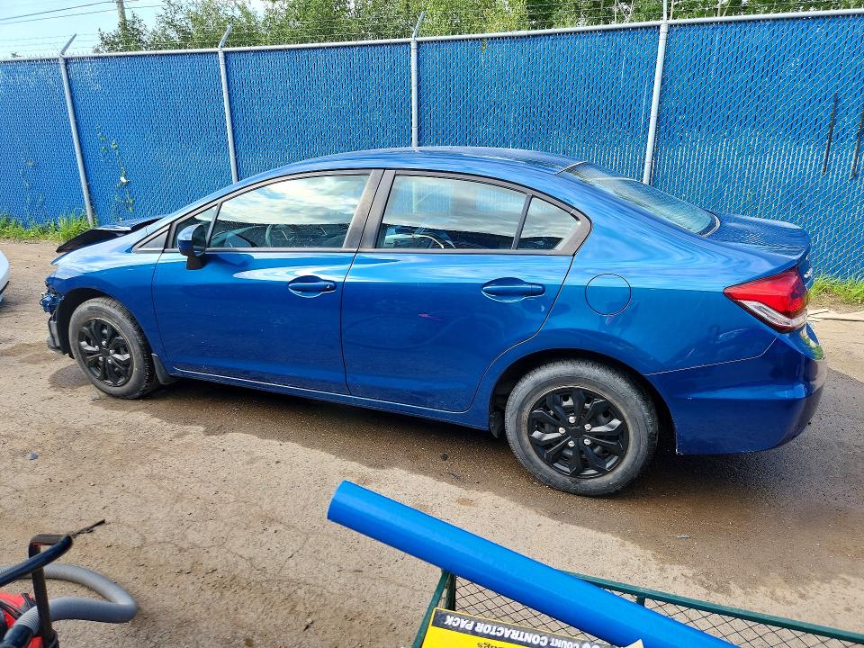 Photo 2 from auction – 2015 HONDA CIVIC with VIN 2HGFB2F40FH021902