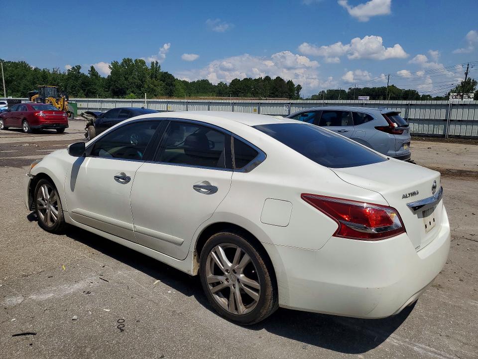 Photo 2 from auction – 2013 NISSAN ALTIMA with VIN 1N4BL3APXDC164640