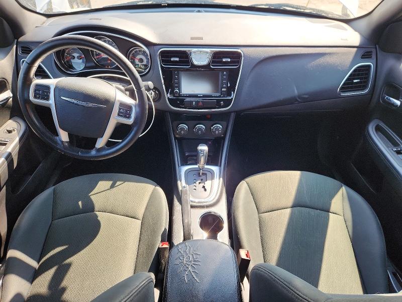Photo 8 from auction – 2011 CHRYSLER 200 with VIN 1C3BC1FB6BN589984