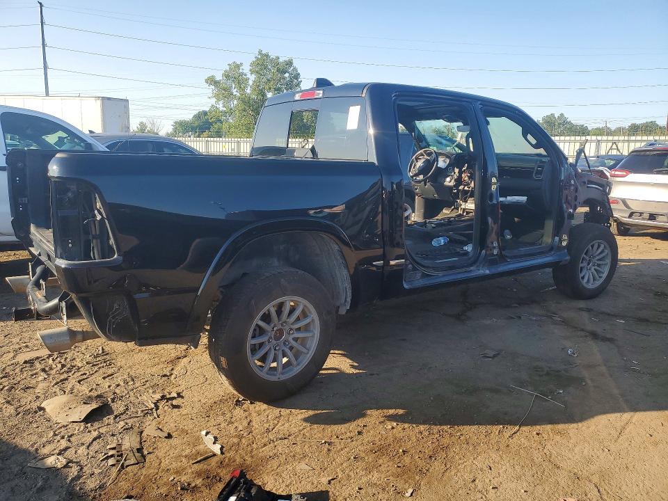 Photo 3 from auction – 2020 RAM 1500 with VIN 1C6SRFHT2LN219461