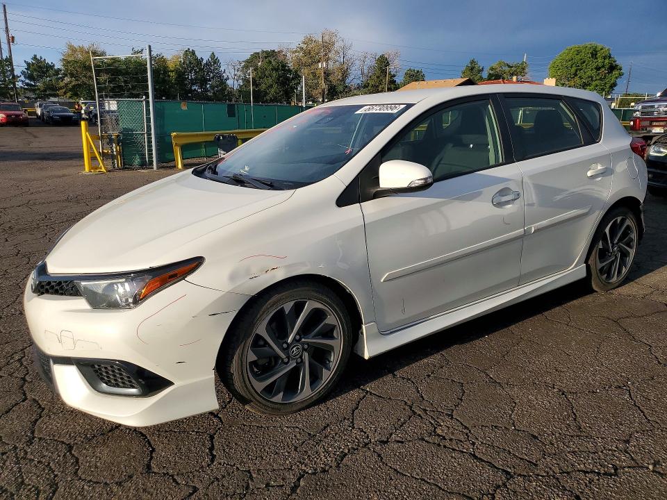 Снимка 1 от търг – 2018 TOYOTA COROLLA IM с VIN JTNKARJE4JJ555805