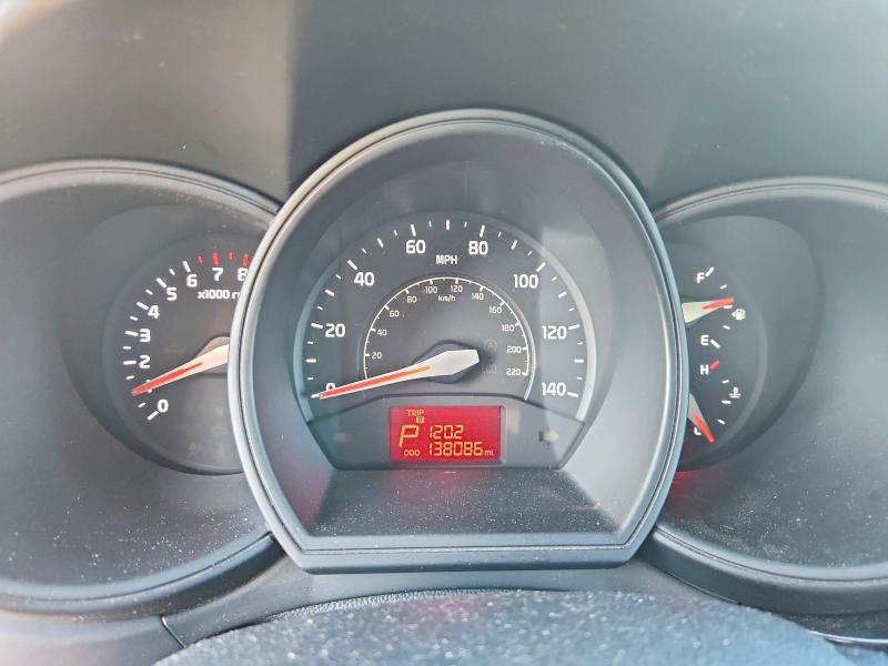 Photo 9 from auction – 2016 KIA RIO with VIN KNADM4A35G6589296
