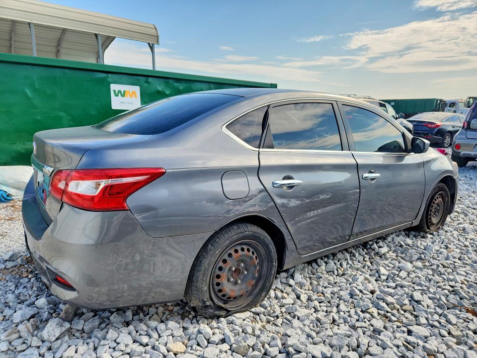 Photo 3 from auction – 2018 NISSAN SENTRA with VIN 3N1AB7AP8JY202601
