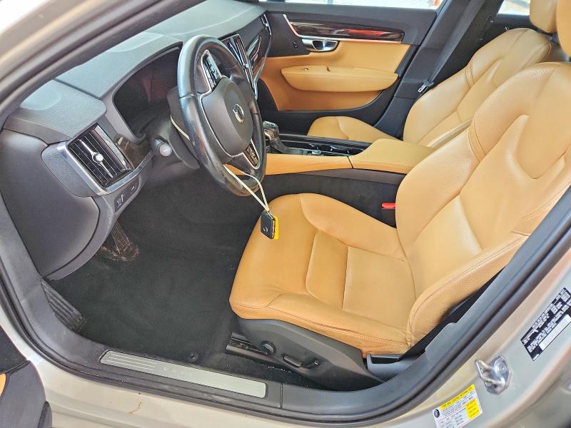 Photo 7 from auction – 2018 VOLVO S90 with VIN LVY982AK4JP017266