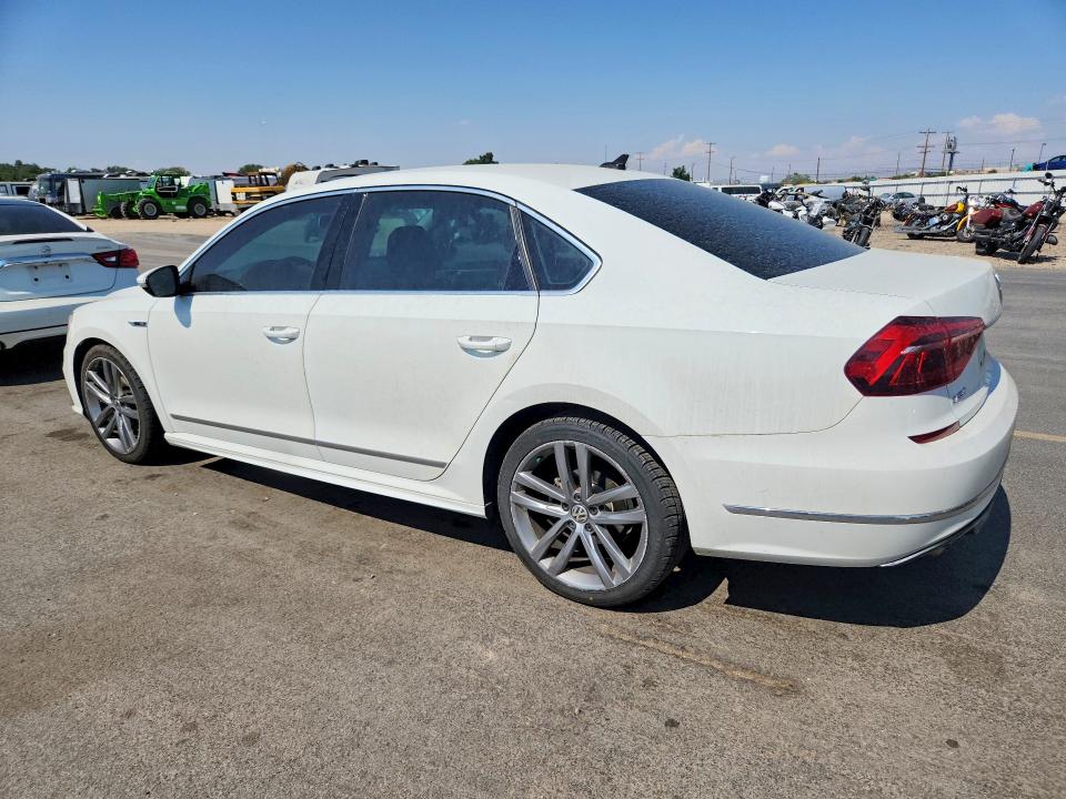 Photo 2 from auction – 2017 VOLKSWAGEN PASSAT with VIN 1VWDT7A37HC035507