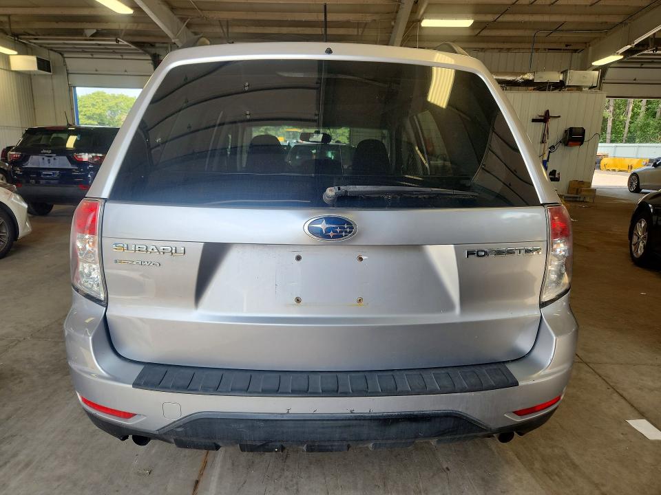 Photo 6 from auction – 2012 SUBARU FORESTER with VIN JF2SHBDC2CH417757