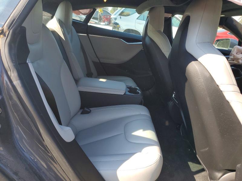 Photo 10 from auction – 2015 TESLA MODEL S with VIN 5YJSA4H44FF081289