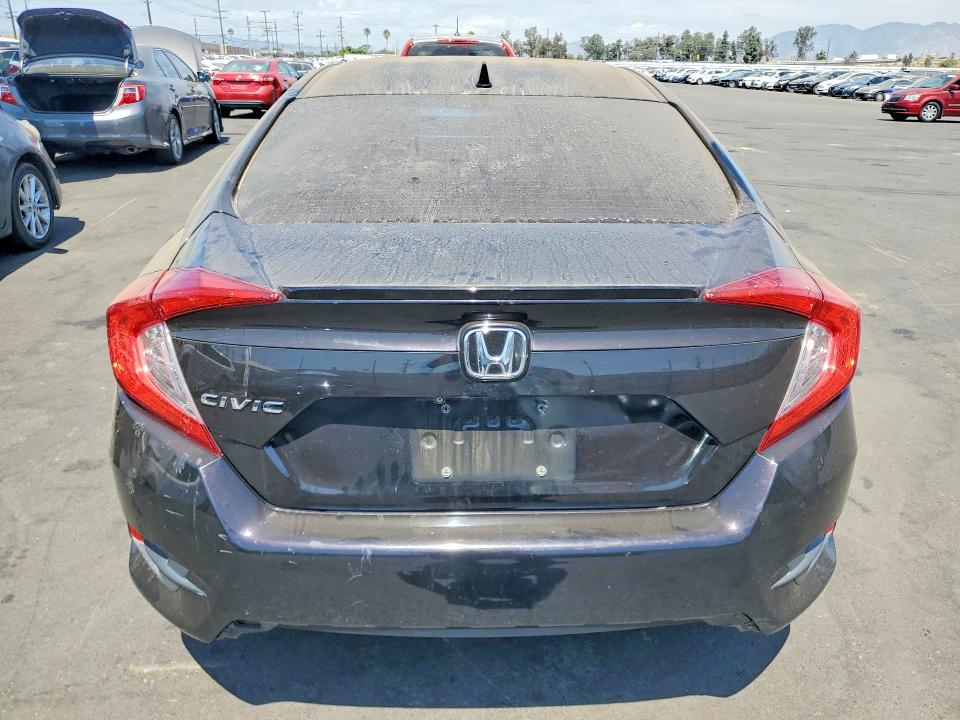 Photo 6 from auction – 2016 HONDA CIVIC with VIN 2HGFC1F32GH634684