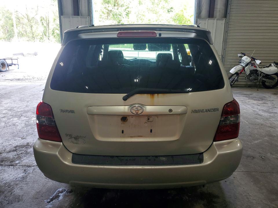 Photo 6 from auction – 2004 TOYOTA HIGHLANDER with VIN JTEEP21A240044944