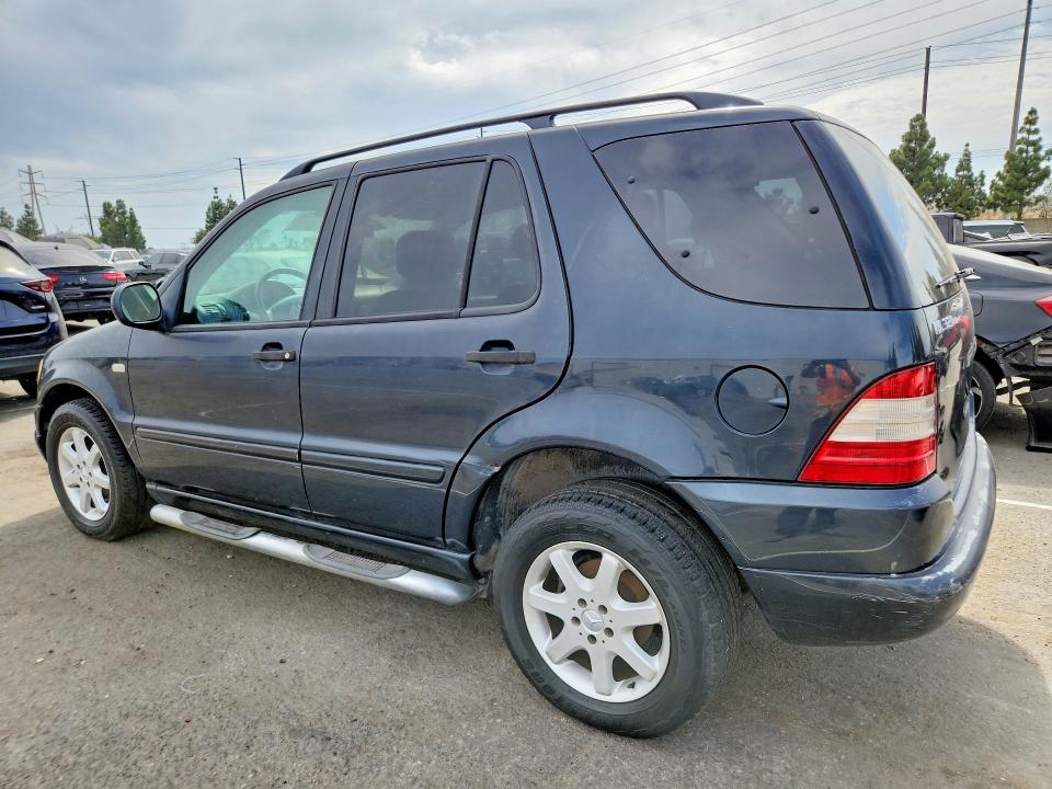 Photo 2 from auction – 2000 MERCEDES-BENZ ML with VIN 4JGAB54E5YA195953