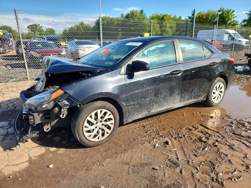 TOYOTA COROLLA 2018 with VIN 2T1BURHEXJC040174 - Photo from auction