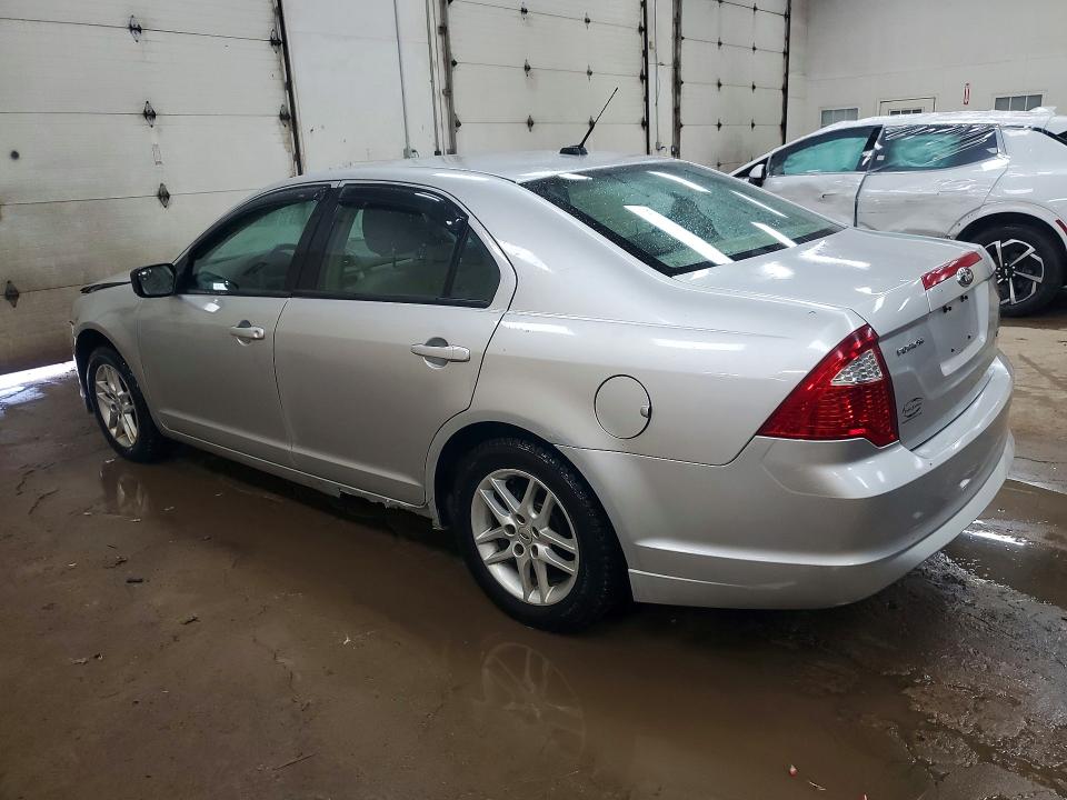 Photo 2 from auction – 2012 FORD FUSION with VIN 3FAHP0GA5CR351705