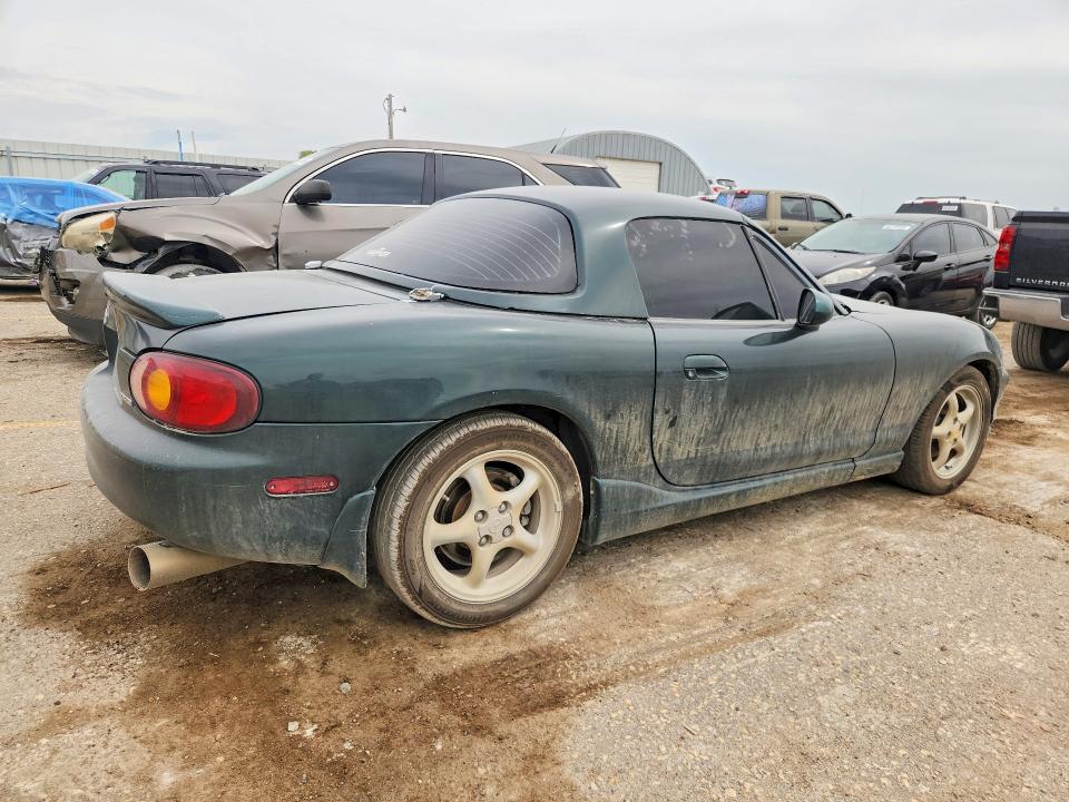 Photo 3 from auction – 1999 MAZDA MX-5 MIATA with VIN JM1NB3534X0121032