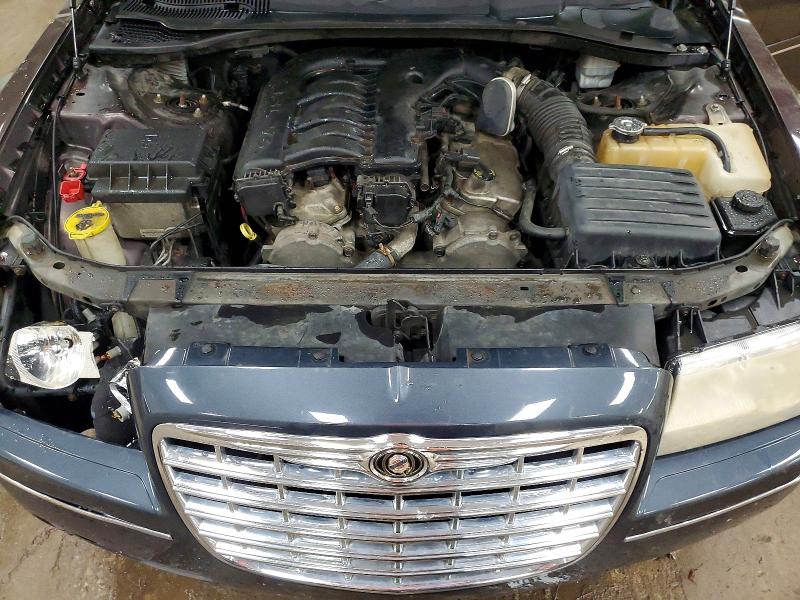 Photo 11 from auction – 2005 CHRYSLER 300 with VIN 2C3JA53G15H106262