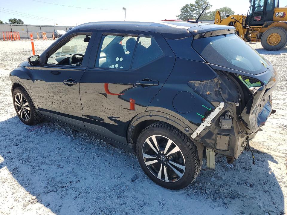 Photo 2 from auction – 2020 NISSAN KICKS with VIN 3N1CP5CV1LL521641