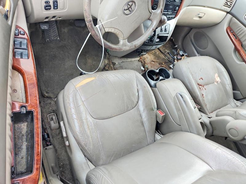 Photo 8 from auction – 2004 TOYOTA SIENNA with VIN 5TDZA22C04S003345