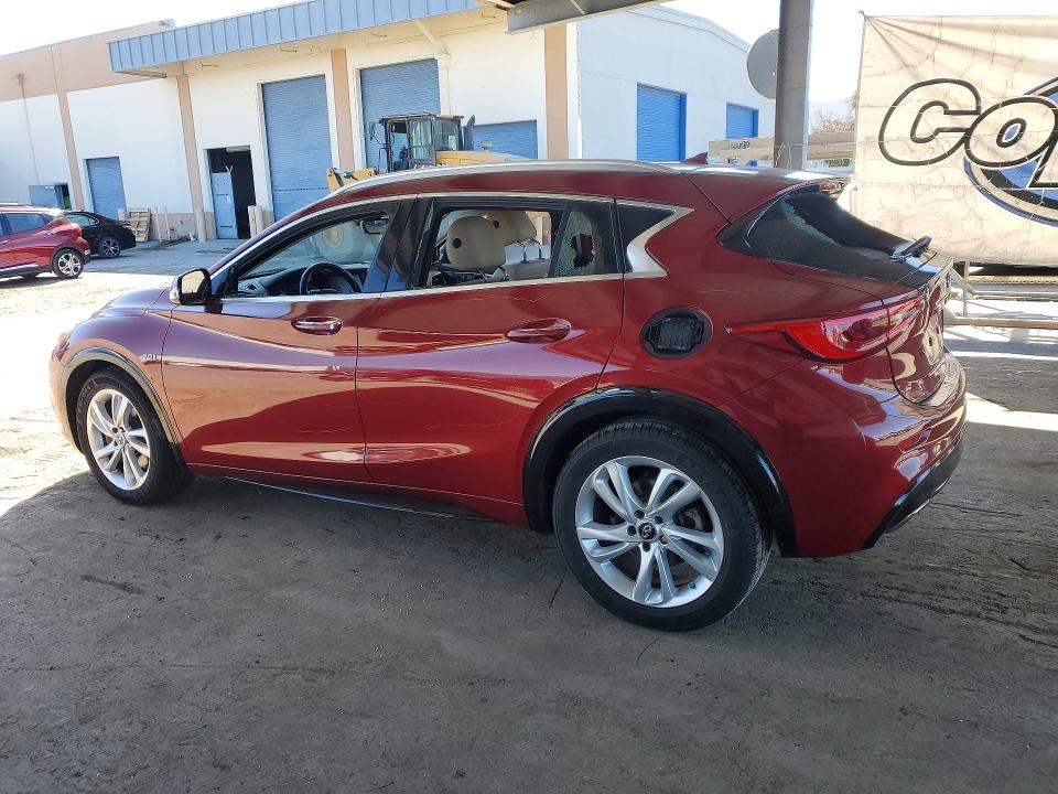 Photo 2 from auction – 2017 INFINITI QX30 with VIN SJKCH5CP8HA025159