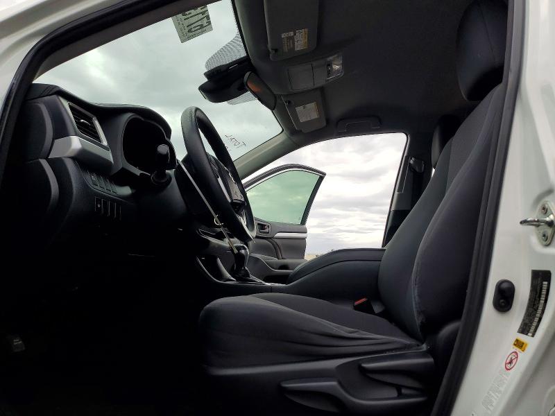 Photo 7 from auction – 2018 TOYOTA HIGHLANDER HYBRID with VIN 5TDBGRFH8JS040170