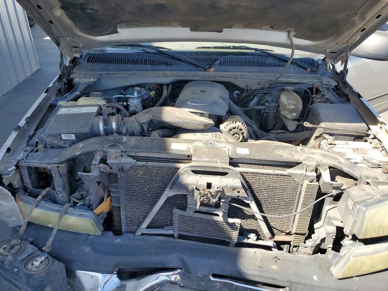 Photo 11 from auction – 2004 CHEVROLET SILVERADO with VIN 2GCEC19T541225508