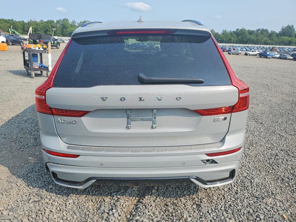 Photo 6 from auction – 2025 VOLVO XC60 with VIN YV4M12RC9S1172027